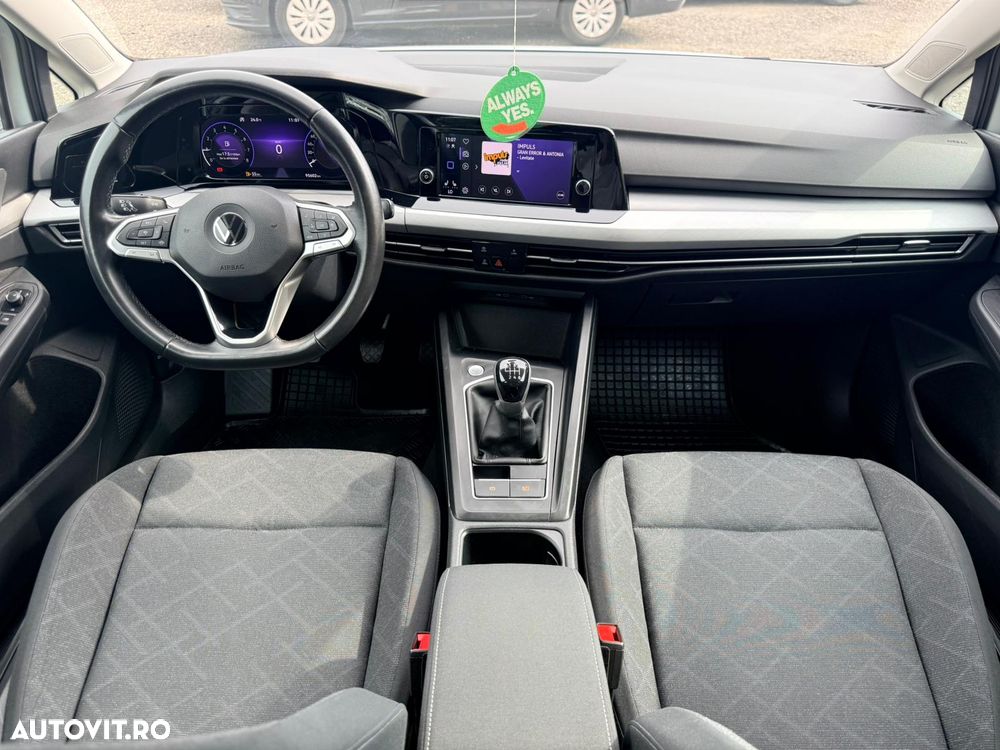 VOLKSWAGEN Golf 2022 — imagine 11