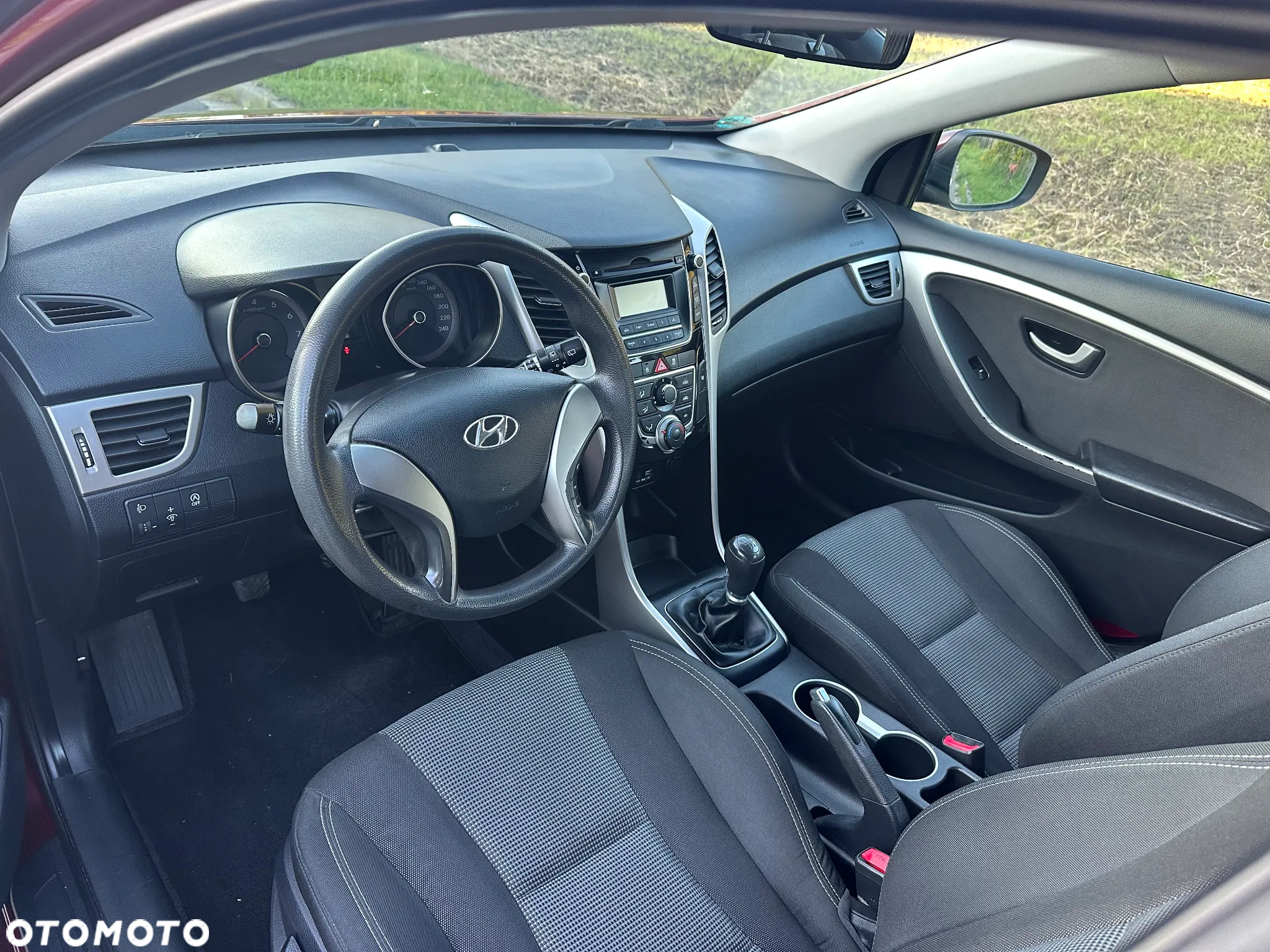 Hyundai i30 1.4 Premiere Comfort - 12
