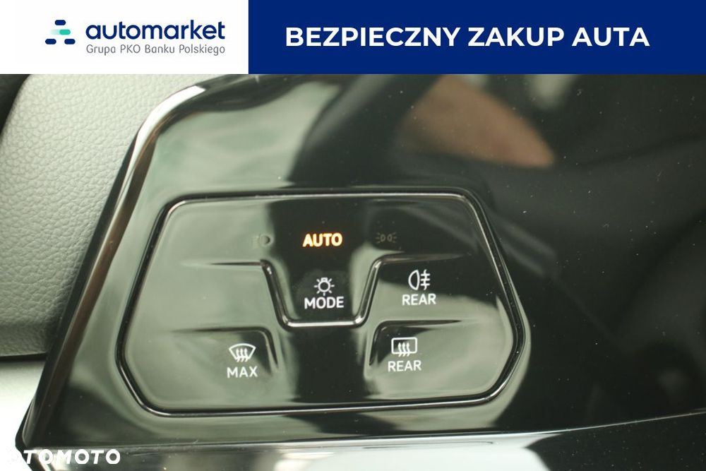 Volkswagen Golf VIII 2.0 TDI Life - 14