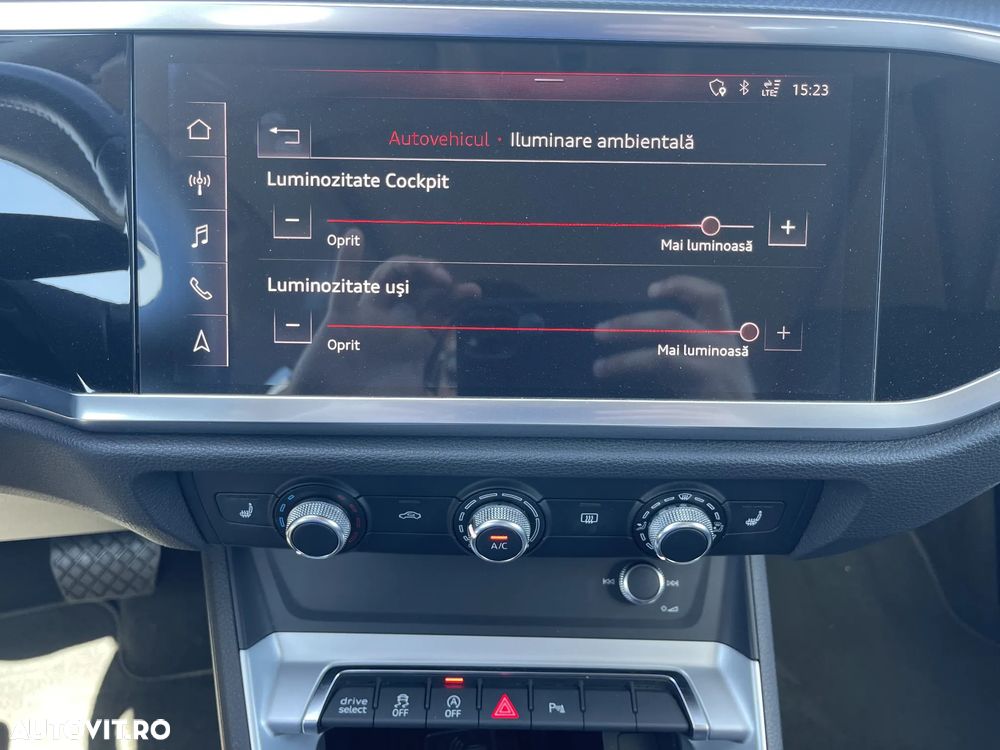 Audi Q3 2.0 40 TDI S tronic quattro S Line - 20