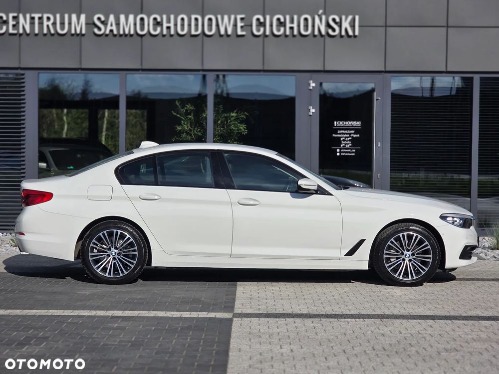 BMW Seria 5 530e iPerformance xDrive Sport Line sport - 7