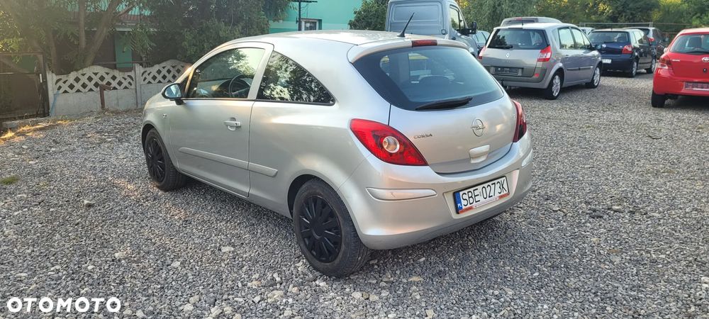 Opel Corsa - 33