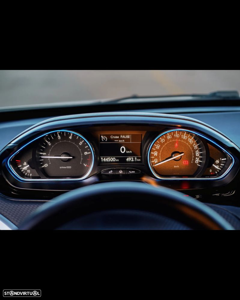 Peugeot 2008 PureTech 110 Stop&Start Crossway - 27