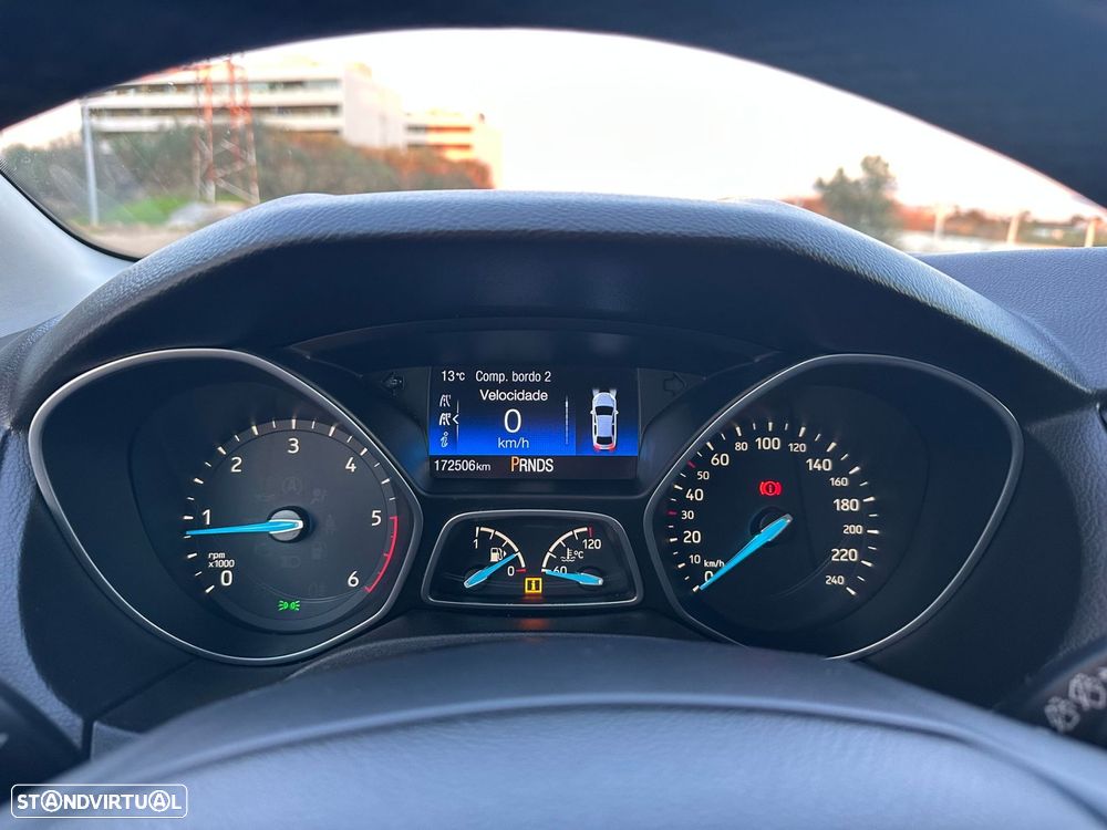 Ford Focus SW 1.5 TDCi Titanium DPS - 19