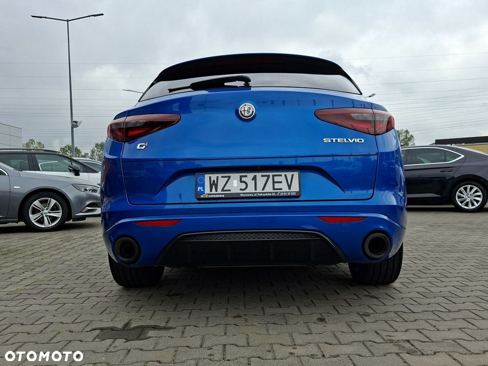 Alfa Romeo Stelvio - 31