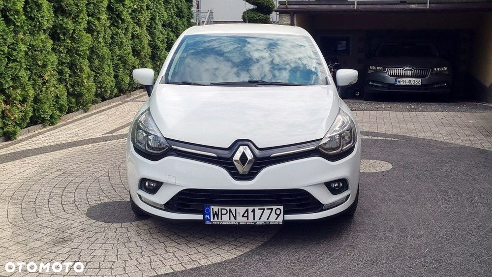 Renault Clio - 9