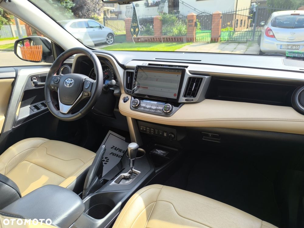 Toyota RAV4 - 7