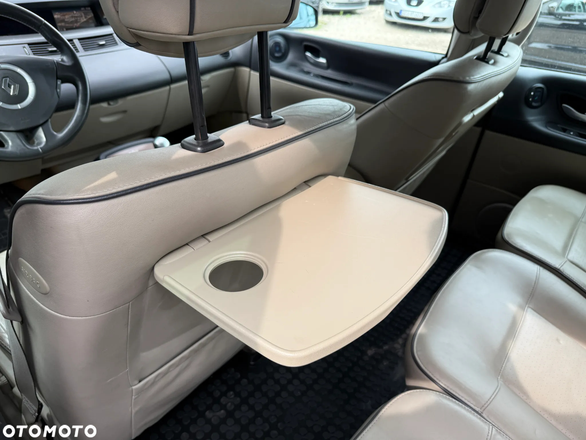 Renault Espace 2.0T Privilege - 32