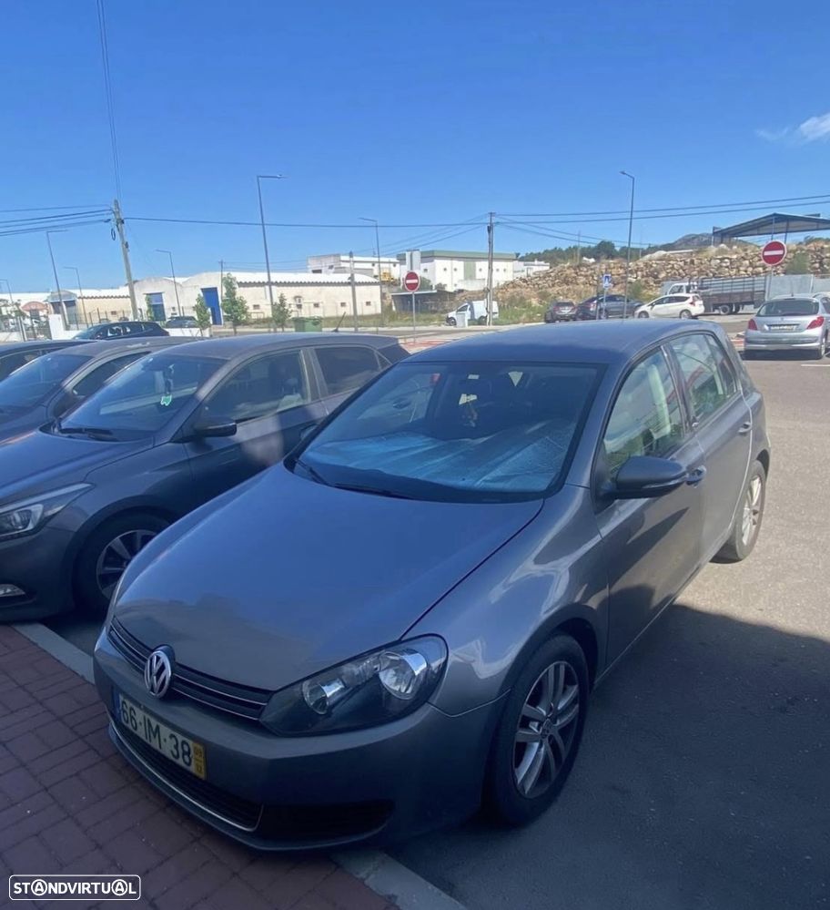 VW Golf 1.6 TDi Confortline - 1