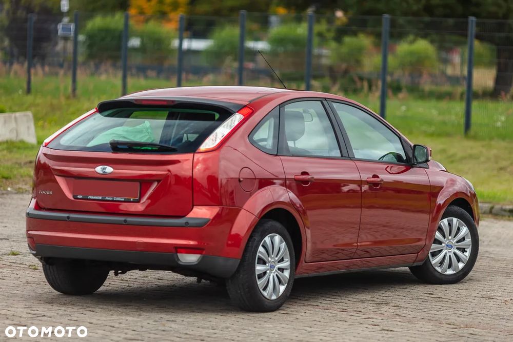 Ford Focus 1.6 16V Style+ - 3