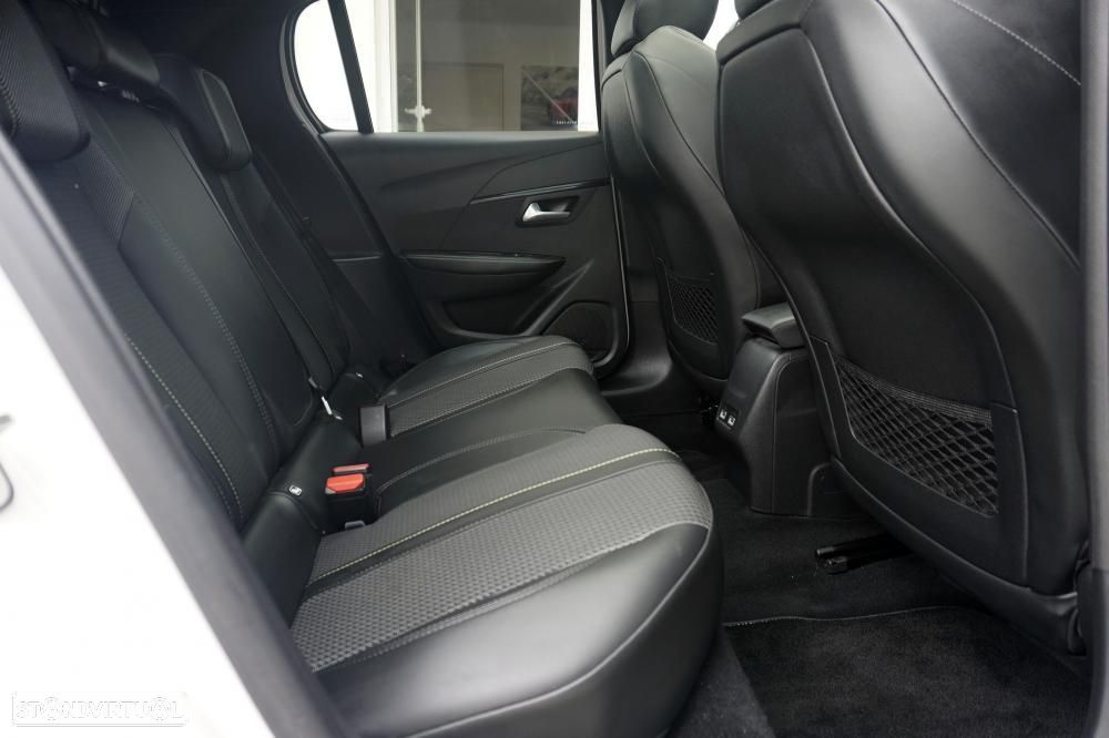 Peugeot 208 1.2 PureTech GT - 3