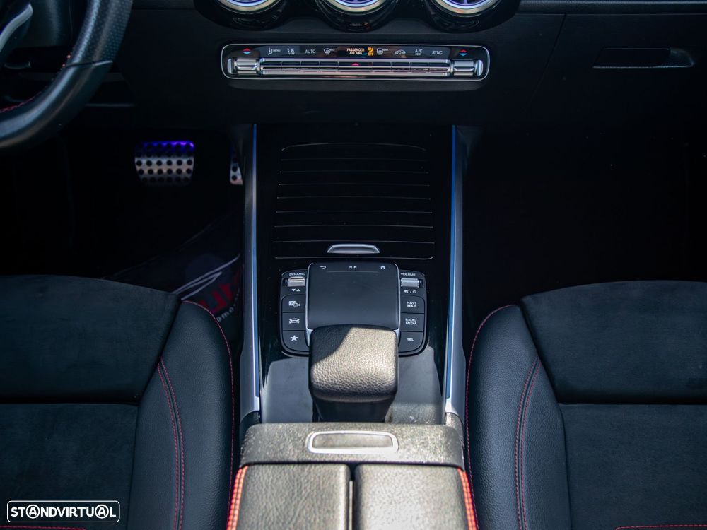 Mercedes-Benz GLB 180 d AMG Line - 41