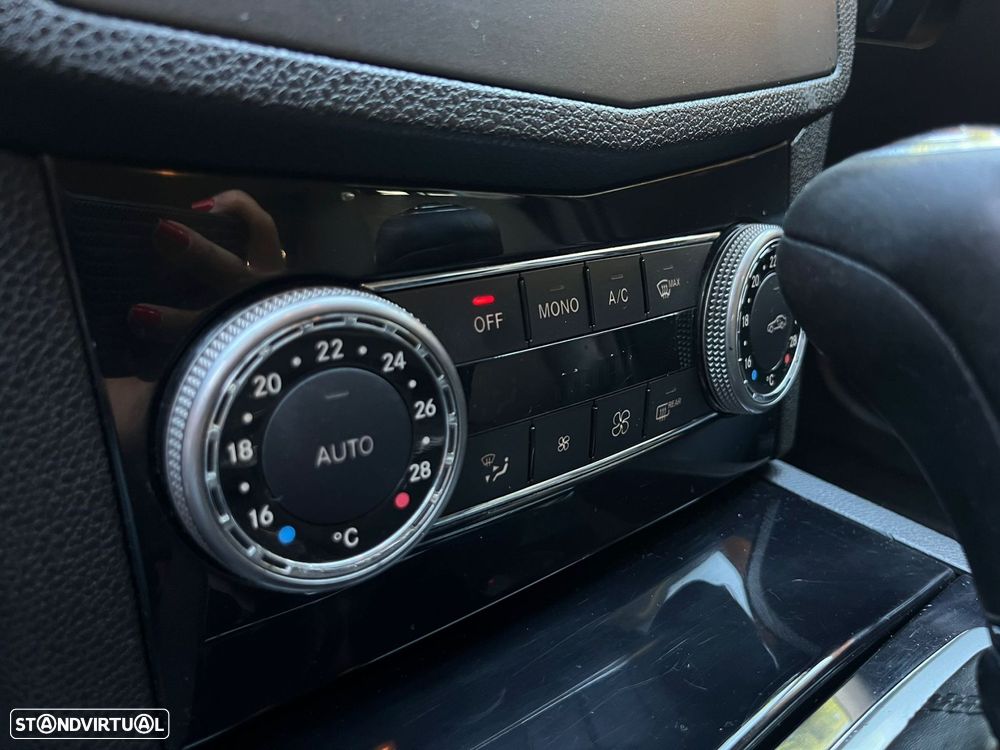 Mercedes-Benz C 200 - 22