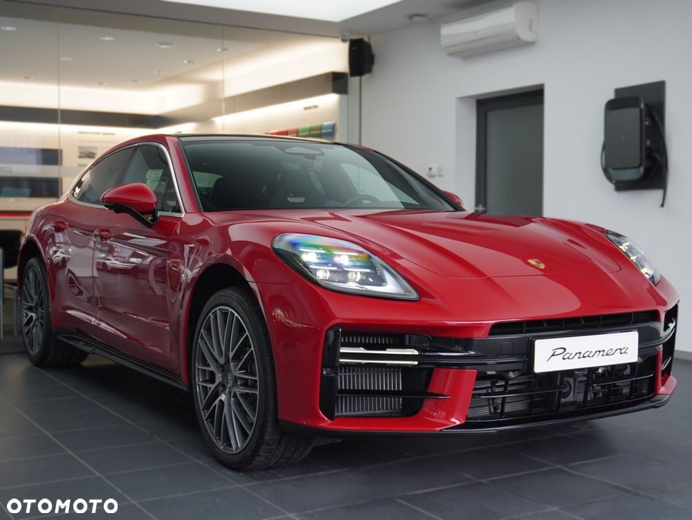 Porsche Panamera 4 - 8