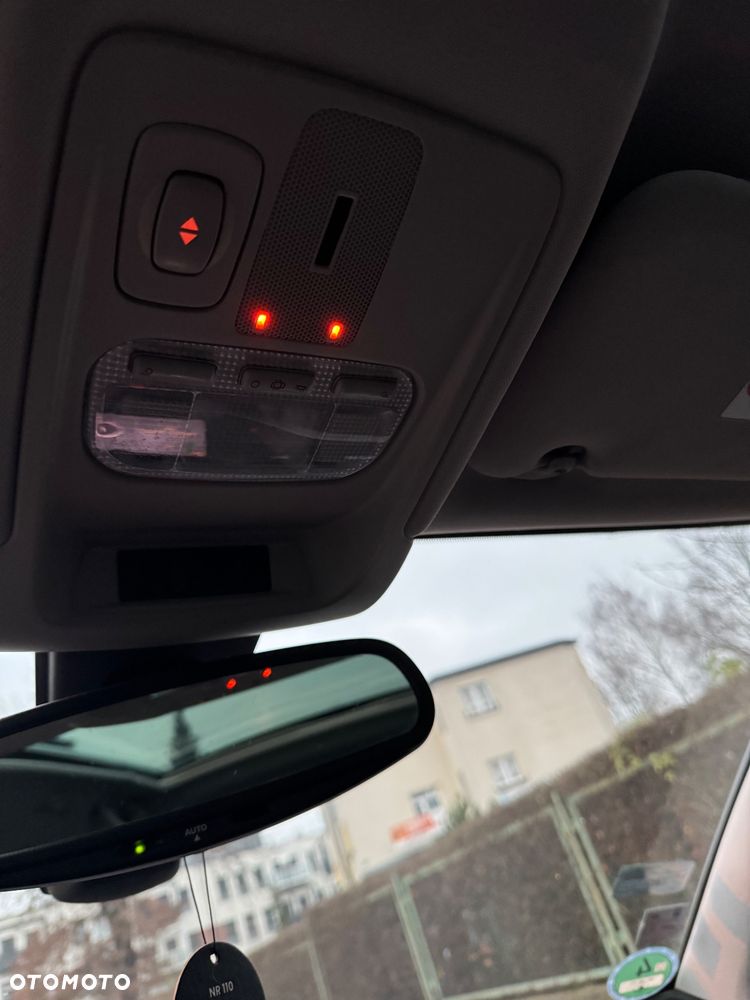 Citroën C5 HDi 135 Exclusive - 18