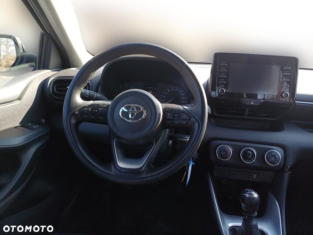 Toyota Yaris - 15