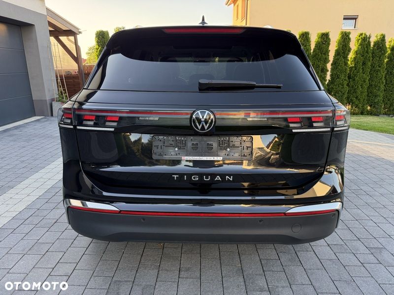 Volkswagen Tiguan 2.0 TDI SCR Elegance DSG - 5