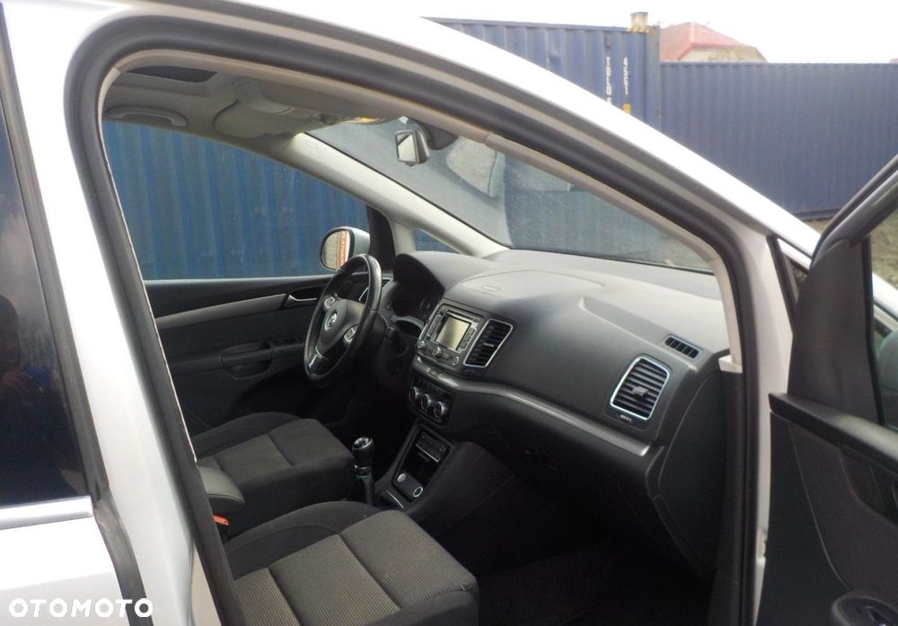Volkswagen Sharan - 15