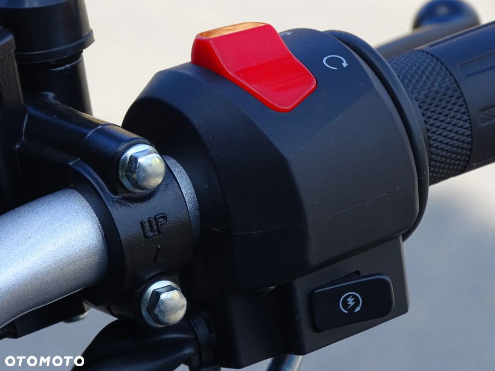 VOGE R125 - 12