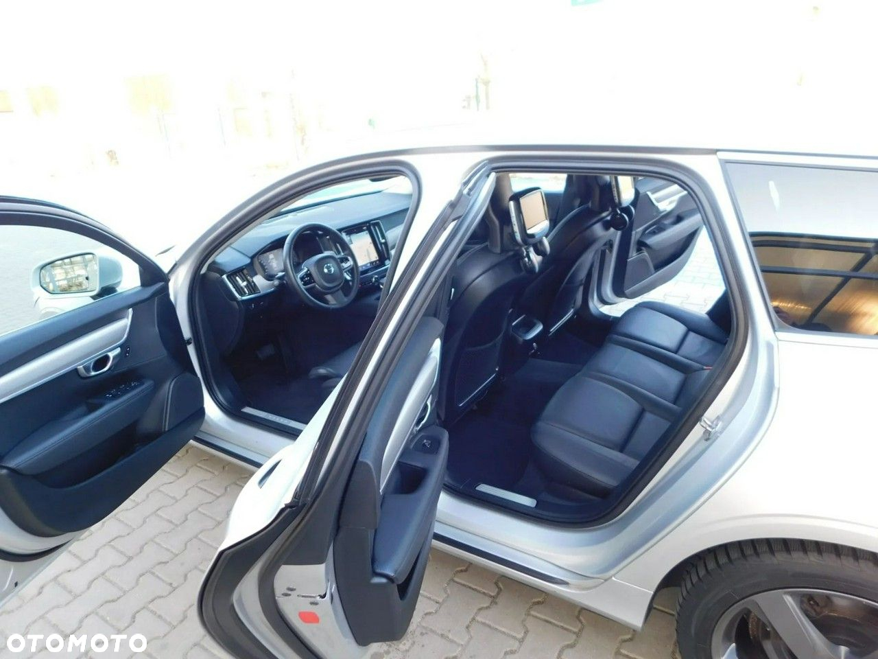 Volvo V90 T5 Momentum - 14