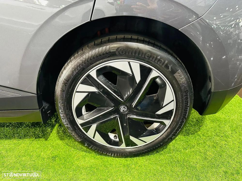 MG MG4 64 kWh Luxury - 19