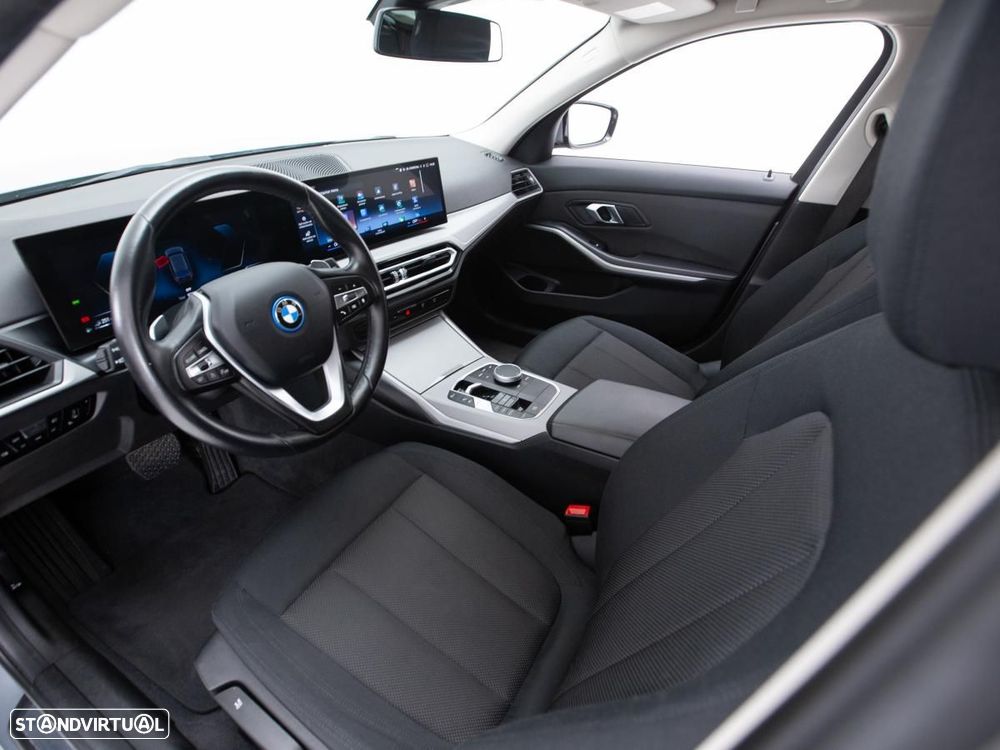 BMW 320 e Auto - 9