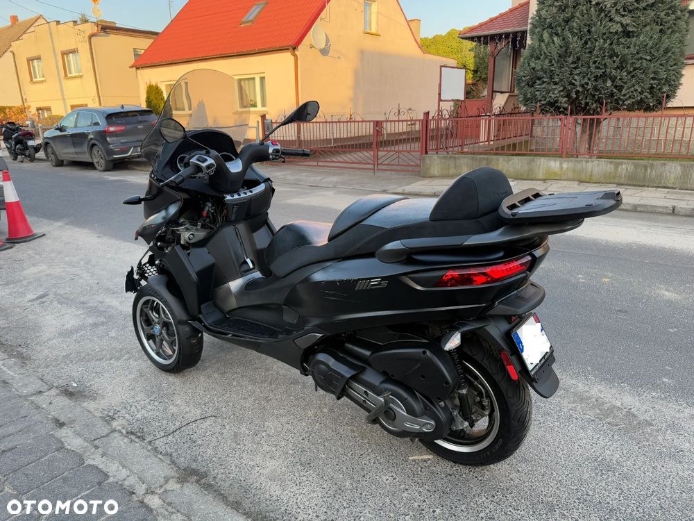 Piaggio MP-3 - 6