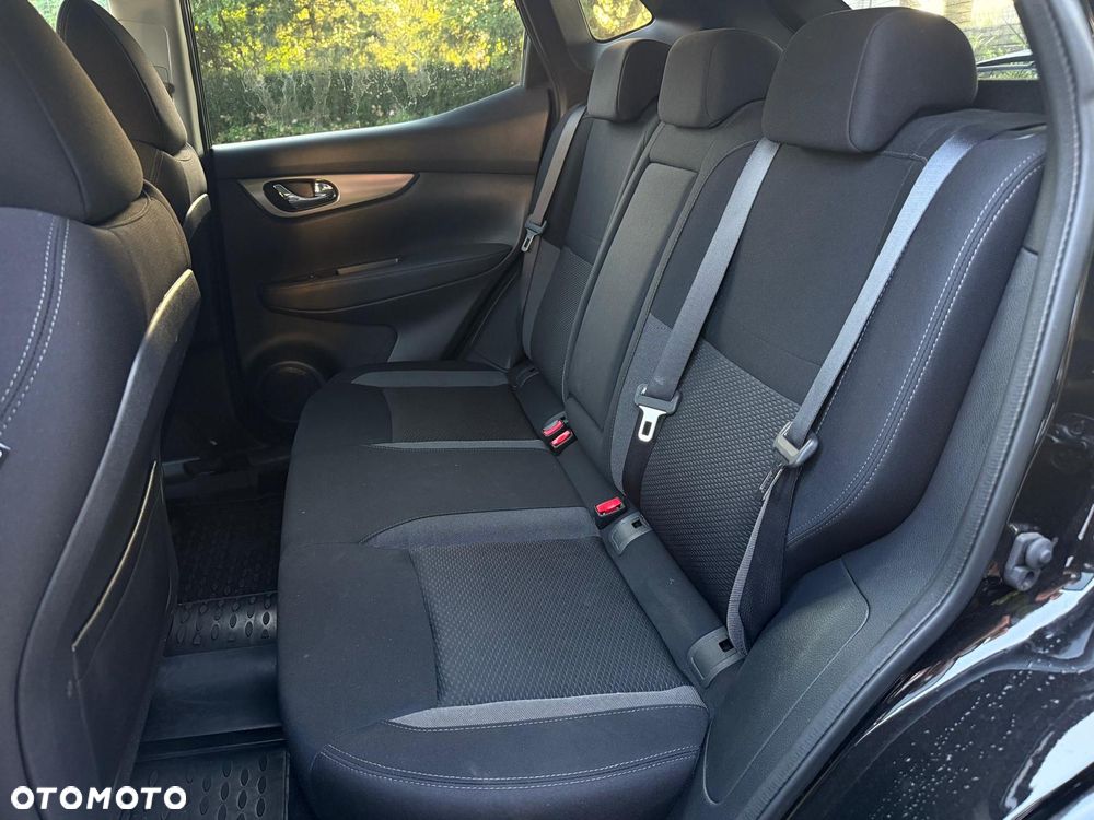 Nissan Qashqai 1.7 dCi Xtronic ALL-MODE 4x4i TEKNA - 15
