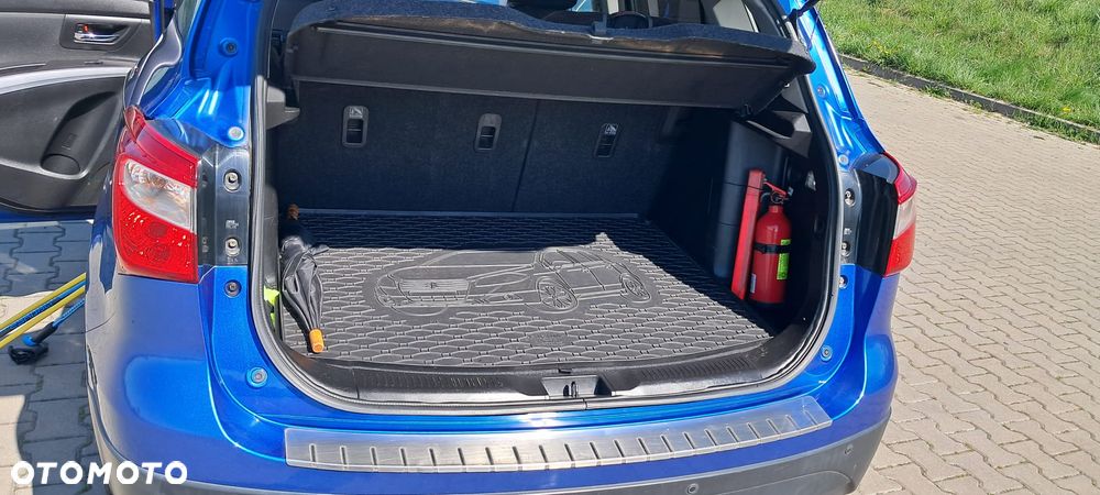 Suzuki SX4 S-Cross 1.6 Premium Plus 4WD - 4