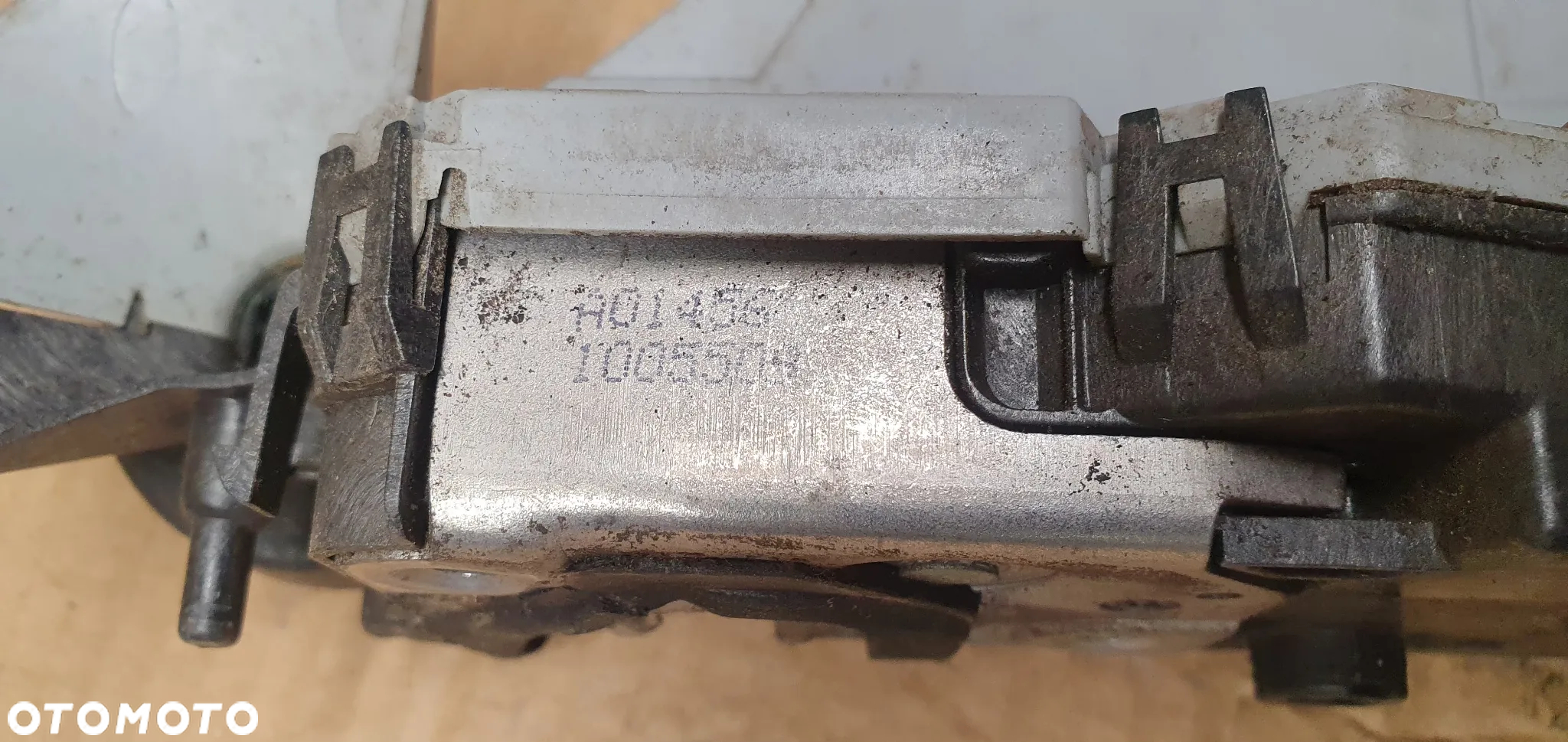 Zamek drzwi prawy przód przedni 6 PIN Citroen C5 III - 7