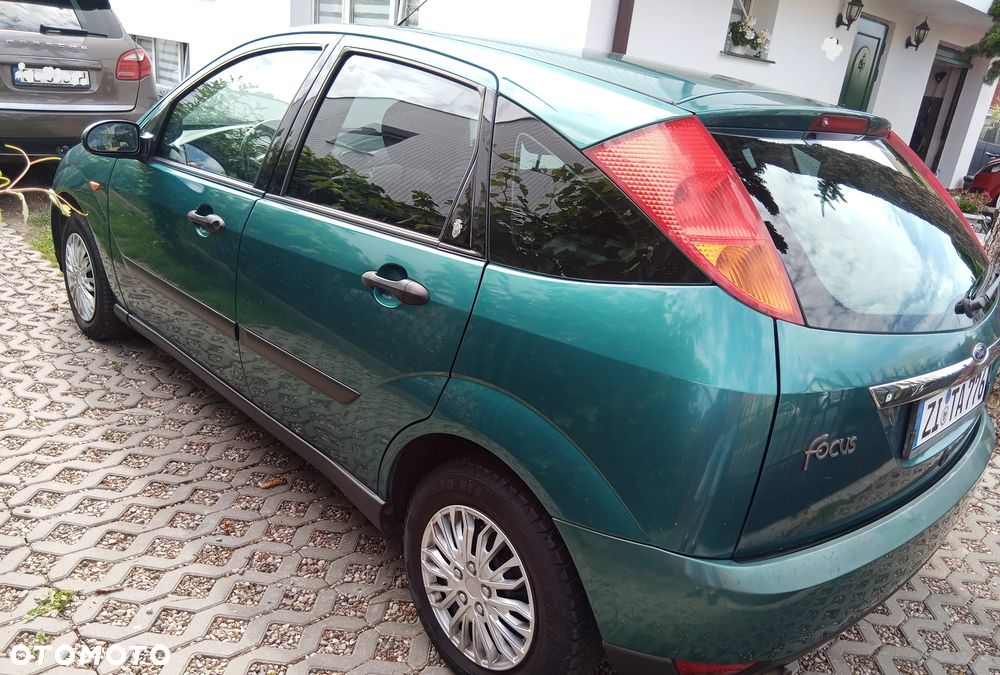 Ford Focus - 5