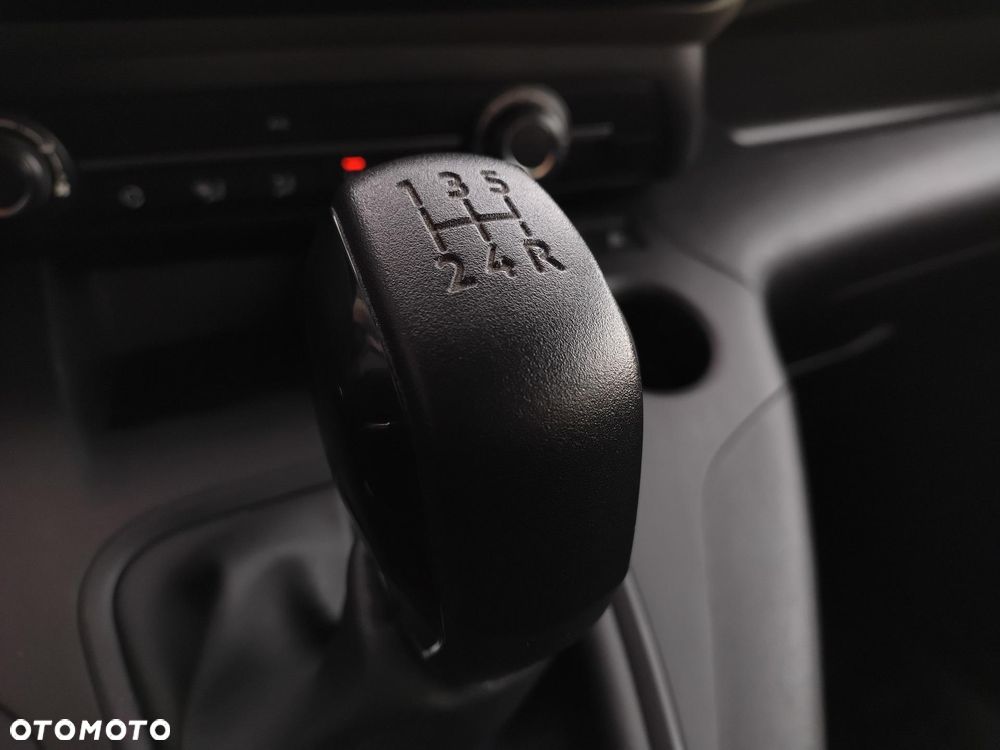 Peugeot Rifter 1.5 BlueHDI Active - 14