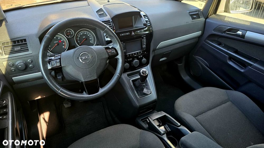 Opel Zafira 1.8 Innovation 110 Jahre - 26