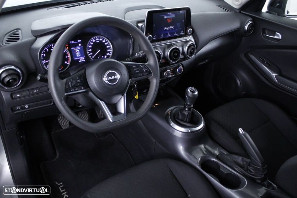 Nissan Juke 1.0 DIG-T Acenta - 32