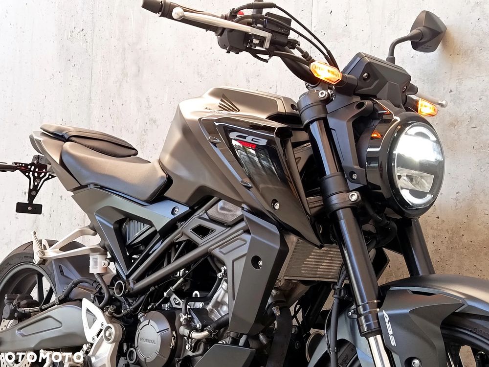 Honda CB - 22