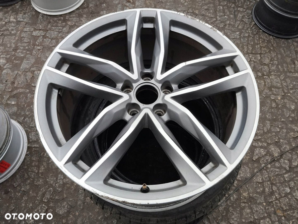 5X112 AUDI 20 8,5J ET43 4G9601025 M / N FELGA ALU 1SZT