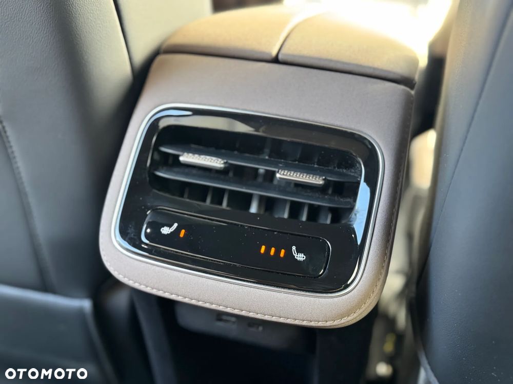 Chery Tiggo 8 - 12