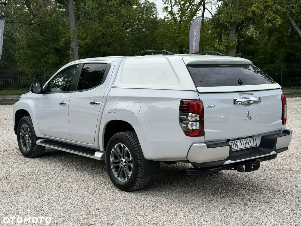 Mitsubishi L200 2.2 d DC Instyle Plus - 5