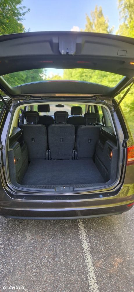 Volkswagen Sharan 2.0 TDI DSG (BlueMotion Technology) Highline - 4