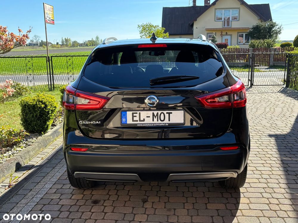 Nissan Qashqai 1.3 DIG-T DCT TEKNA+ - 4