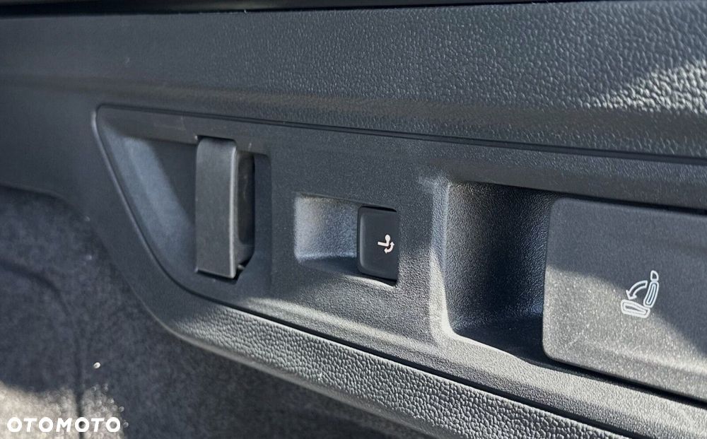 Skoda Superb 2.0 TDI SCR 4x4 Selection DSG - 27