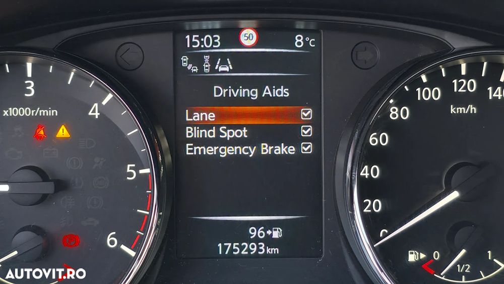 Nissan Qashqai 1.6 DCI TEKNA+ - 28