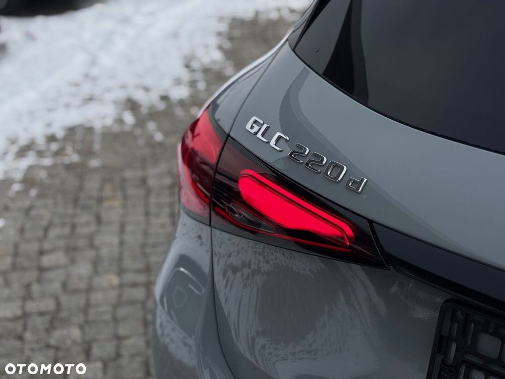 Mercedes-Benz GLC - 7