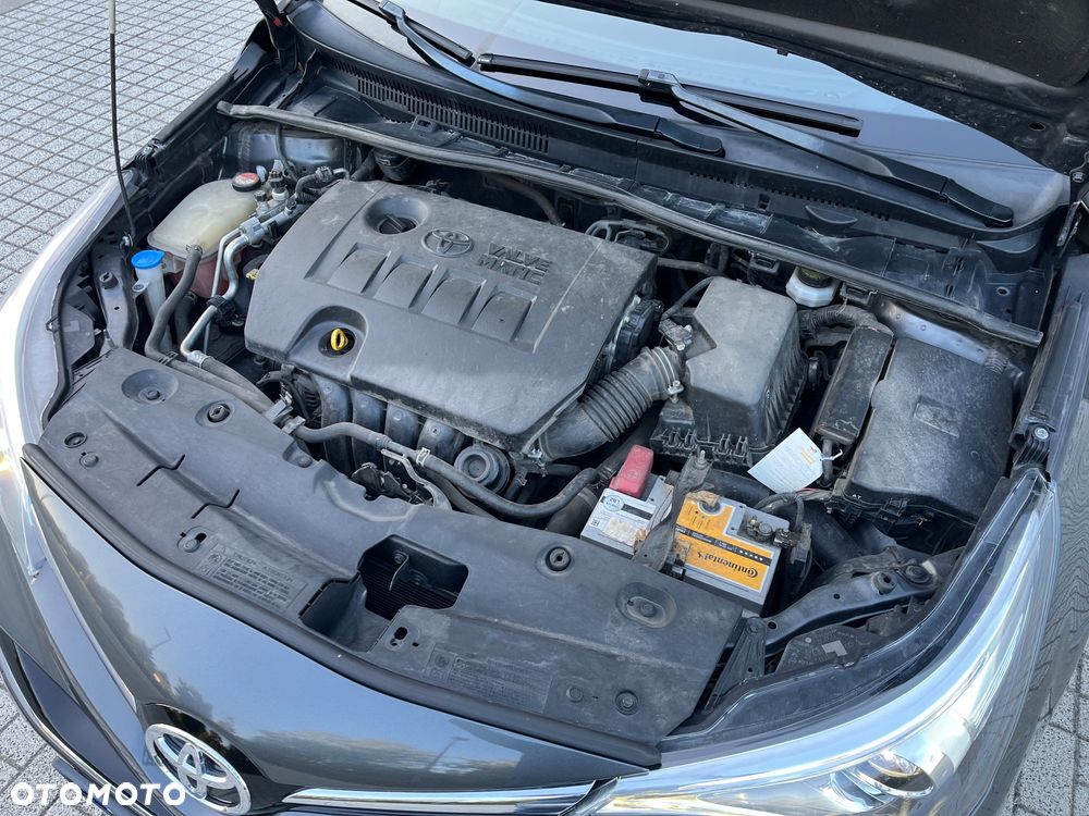 Toyota Avensis 1.8 Prestige MS - 15