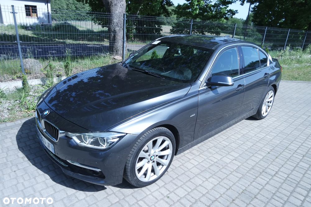BMW Seria 3 318d Luxury Line - 1