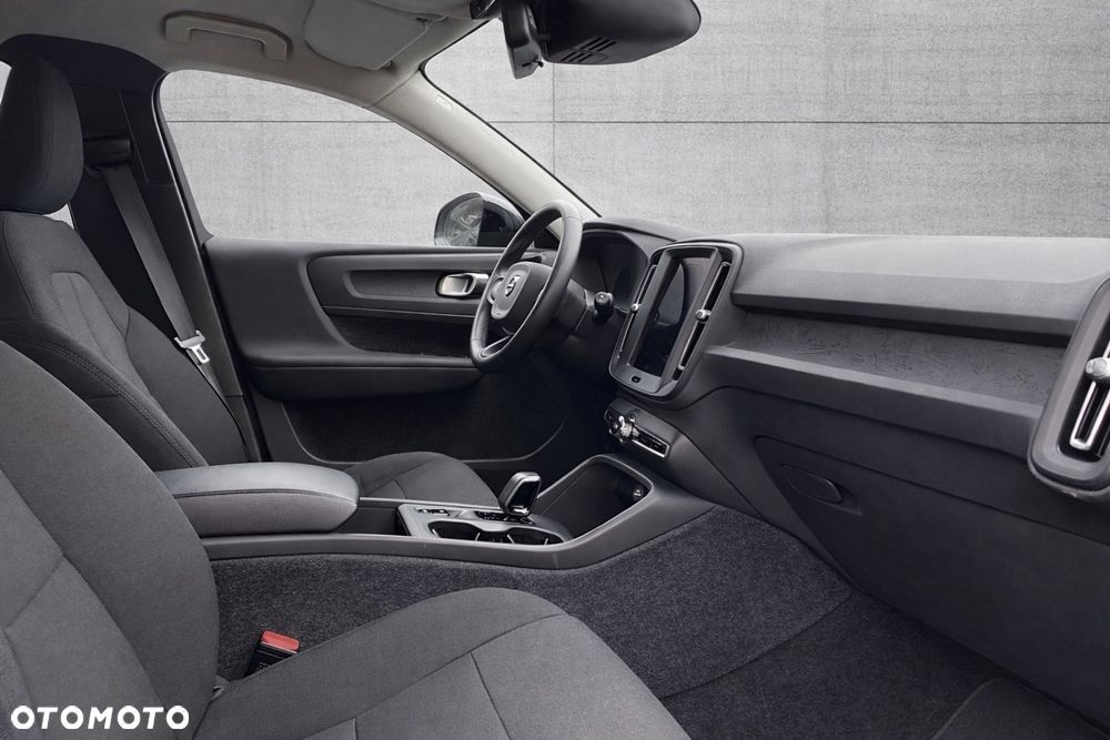 Volvo XC 40 T2 Essential - 7