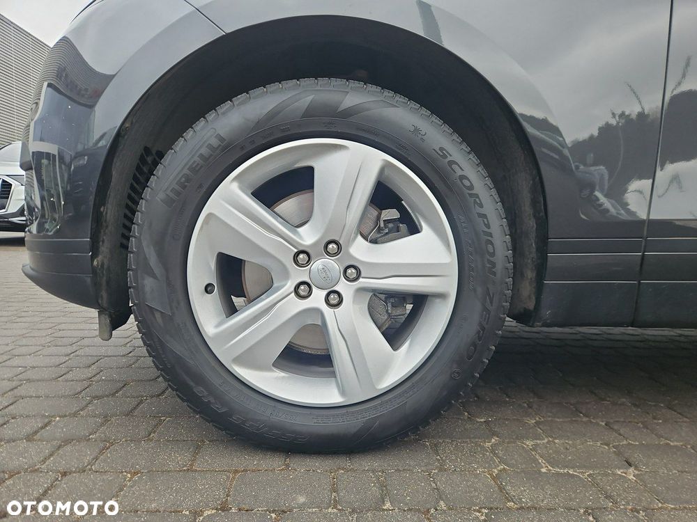 Land Rover Range Rover Velar 2.0 P250 HSE - 26