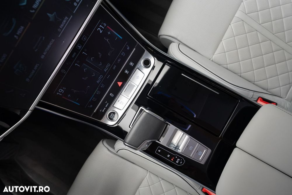 Audi A8 60 TFSI quattro Tiptronic MHEV - 16