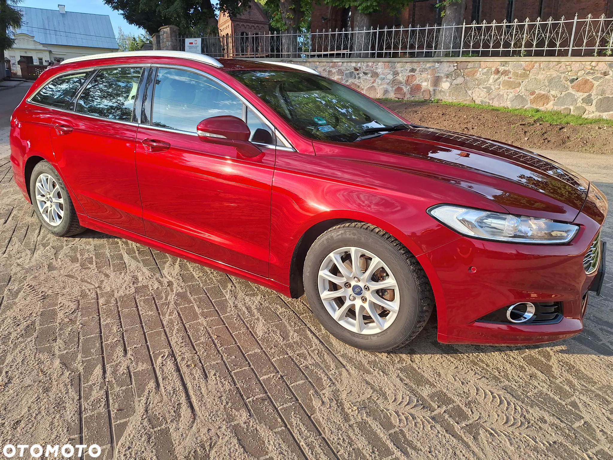Ford Mondeo 1.5 TDCi ECOnetic Start-Stopp Titanium - 2