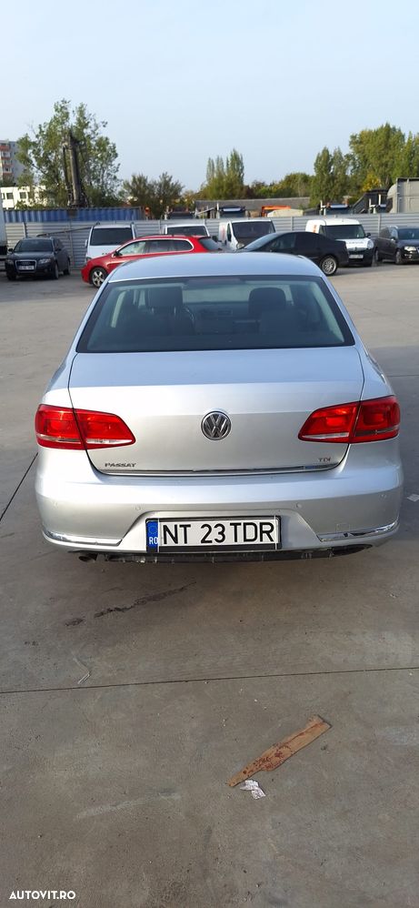 Volkswagen Passat 1.6 TDI BlueMotion - 4